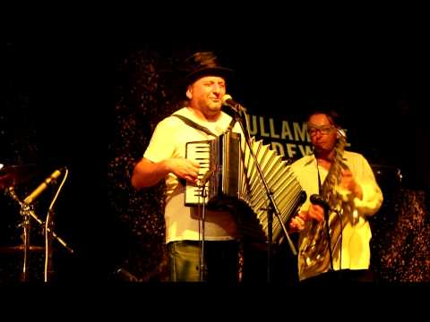 Václav Koubek a dcera - Jaro je Ave