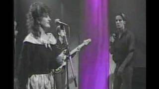 Deacon Blue - Real Gone Kid live on Halfway to Paradise. 7 Oct 1988