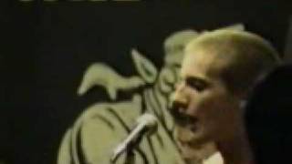 Green Day - Dominated Love Slave [Live @ The Den, Wigan 1991]