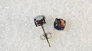 m15434 white gold 18k Australia opal stud earrings