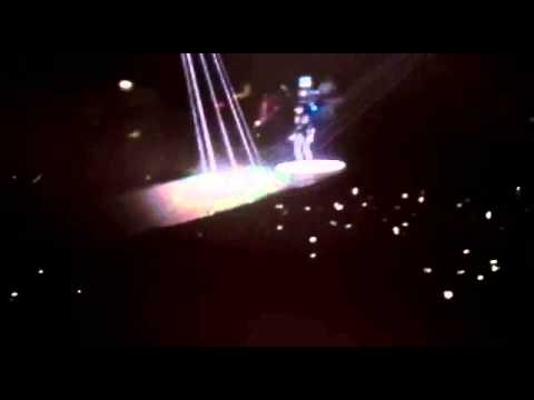 Lorenzo nei palasport 28 dicembre 2015 - E non hai visto ancora niente