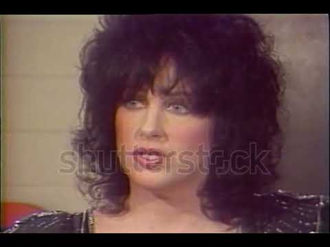 Grace Slick Interview - "Rock & Roll Granny"