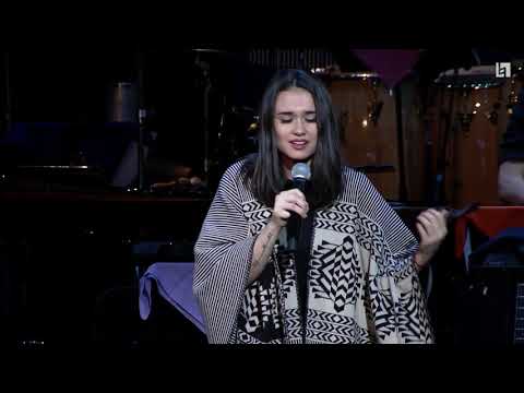 Alfonsina y el Mar - Mercedes Sosa (Idolos Latinos Tribute)