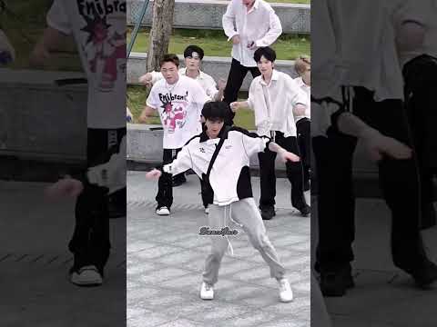 Xiao Yang《小阳東学》Dance Cover《NIGHT DANCER (English Ver) - imase》 | Hot Dance Douyin @DanceEner #shorts