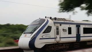 SMALL MGR Chennai Central–Vijayawada #VandeBharatExpress || 20678 || 08 Coaches || #indianrailways