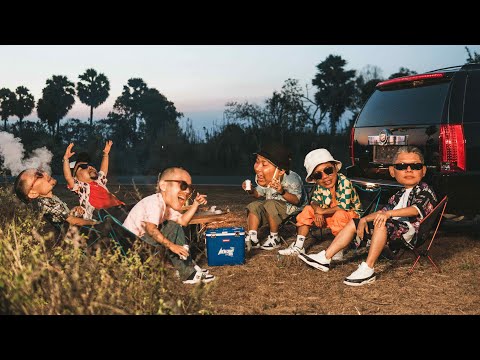 JUMAT GOMBRONG - DINA JUMAT (OFFICIAL MUSIC VIDEO)