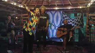 Fourtwnty feat. Anda Perdana - Menghitung Hari 2 | 10 Tahun Sinema Pinggiran (Allan Soebakir)