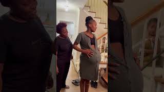 Download lagu A joyful labor of twin girls at home. mp3 Download lagu A joyful labor of twin girls at home. mp3