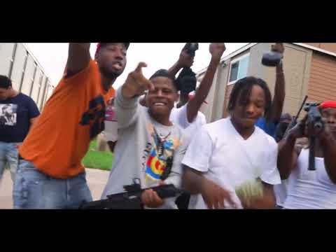 KissThaCurb - Blitz ft. Cmb BkabyKayy, Ymg Kiddo, Peezy & Cmb Bankroll