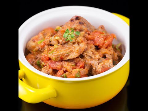 Yogurt-Marinated Lamb and Onion Stew