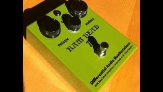 Video thumbnail for D*A*M Ram Head by Vintage Stompboxes