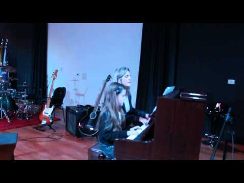 Ana Kaila e prof Iara - Romance de Amor