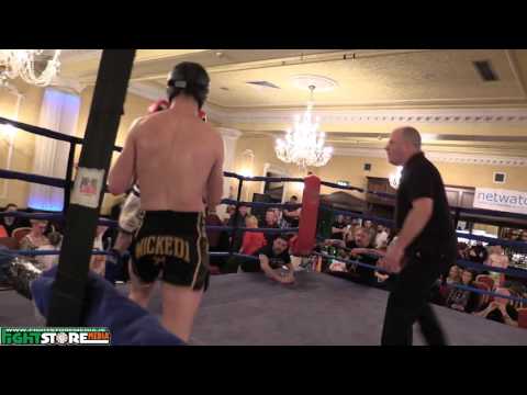 Joe Doyle (Warriors) v Ross Donohoe  (Chaiyo) - Chaos in Carlow 6