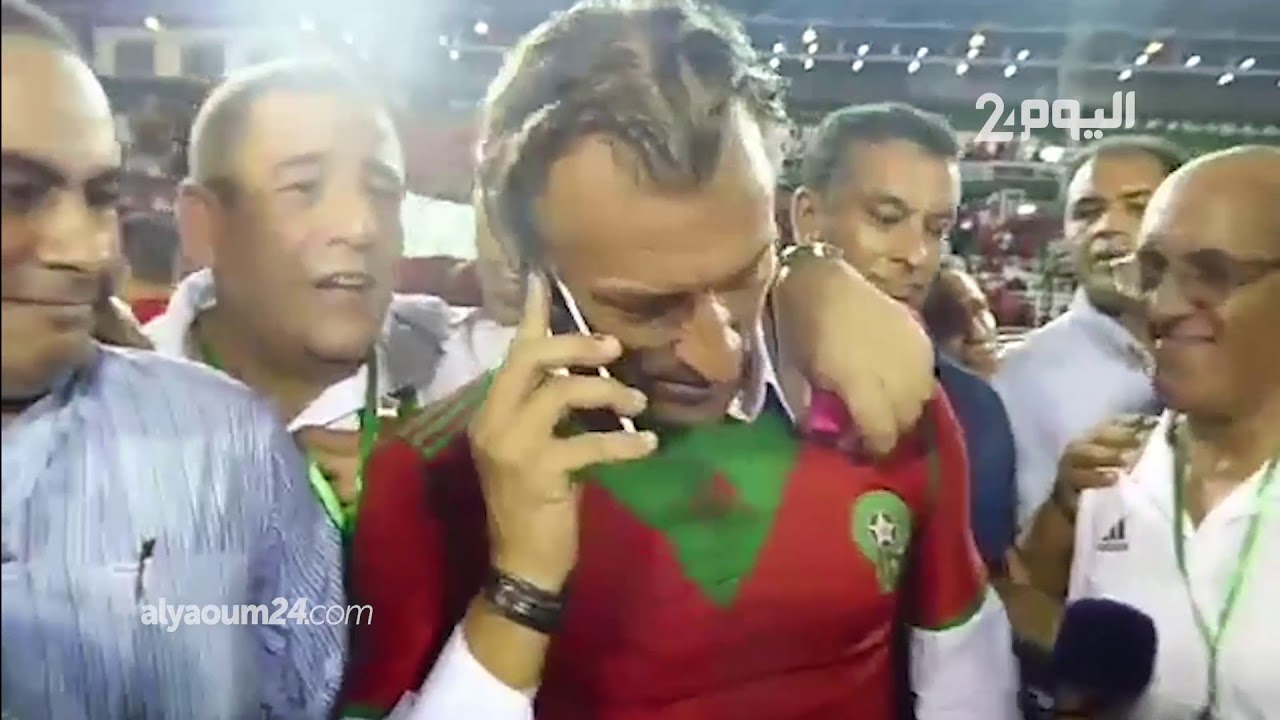 شاهد..لحظة تلقي رونار اتصالا من الملك محمد السادس بعد الفوز