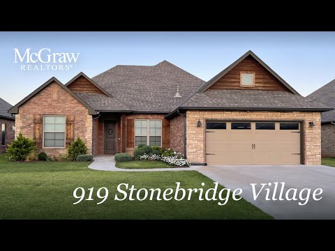 919 Stonebridge Village Drive, Enid, OK