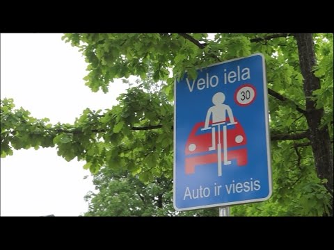 Siguldā atklāta pirmā velo iela Latvijā