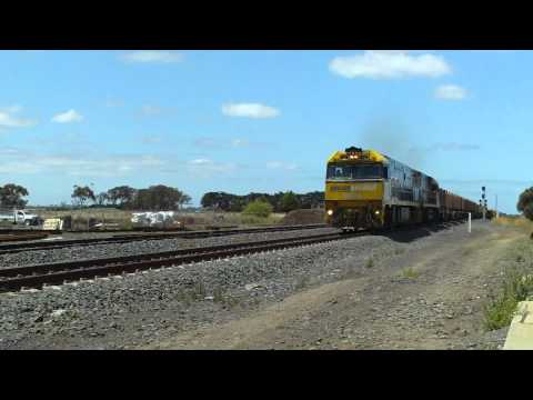 Australian Trains - Steel train at Gheringhap Loop