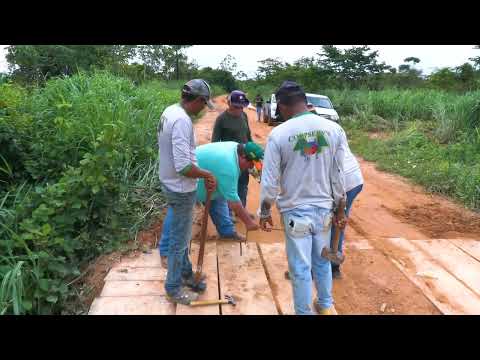 EM AÇÃO EMERGENCIAL PONTE DO CORREGO DO BAIXÃO DO PAULISTA É RECUPERADA EM PEIXOTO DE AZEVEDO