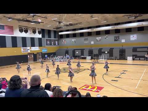 Domino baton routine All Star Classic