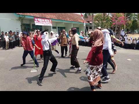 E Wanita menggairahkan Untuk potensi teh