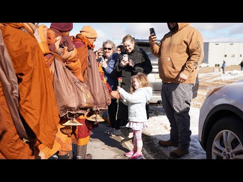 Walk for peace 94 days lunchtime NC USA 🇺🇸 