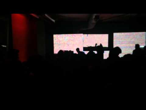 Roots Dimension Soundsystem x Simply Rockers Soundsystem | www.jahmoment.com