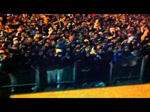 SuBMuNDoPRo - Encuentro HIP - HOP - Plaza Monumento Maipú - publico basilando con dj atenea