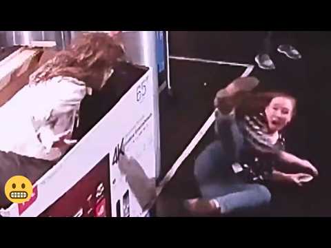 BEST SCARE CAM Priceless Reactions 2026😈😱#023 | Funny Scare Cam 🤣| Jump Scare| Funny Fright Reflex |