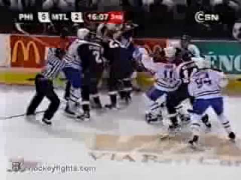 Todd Fedoruk Elbows Mariusz Czerkawski Oct 15, 2002