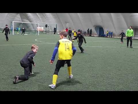 2010 TURNIEJ WARSZAWSKIE GRANIE pół finał KS Łomianki  - Juventus  2-1