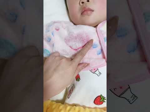 天冷了，孩子睡觉肩膀露在外面容易着凉，果断入手了这个护肩，保暖又舒适，让宝宝和妈妈一起睡整夜觉#母婴