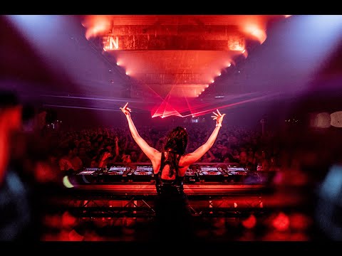 Amber Broos (FULL SET) - Waagnatie 2024