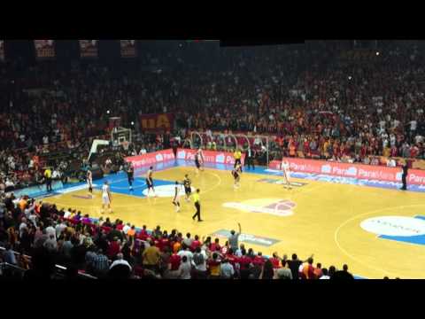 GALATASARAY ODEABANK- FENERBAHÇE(ÜLKER) BASKETBOL MAÇI