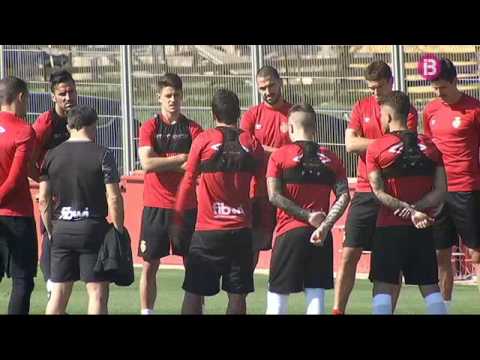 Nirvis a l’entrenament del Mallorca entre Oriol i Culio