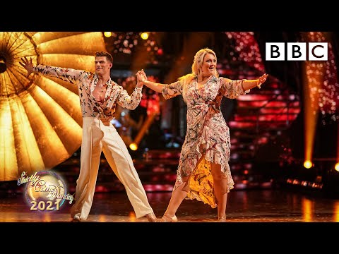 Sara Davies and Aljaź Škorjanec Rumba to You're Still The One by Shania Twain ✨ BBC Strictly 2021