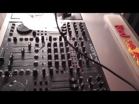 AmazonBasics USB 2.0 A-Male to B-Male Cable with lighted ends