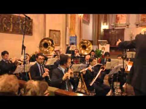 Banda di Cupello - Moment for Morricone (E. Morricone)