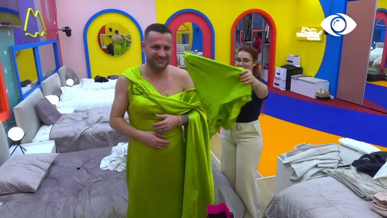 Luizi vesh fustanin e Teas/ Kiara: Sa të shkon jeshilja