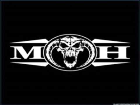 Mad dog - pyramidal attitude