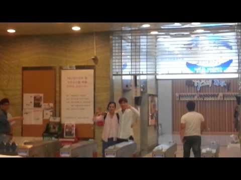 [Fancam] 20130912 - Xiumin & Kai @ Sukira
