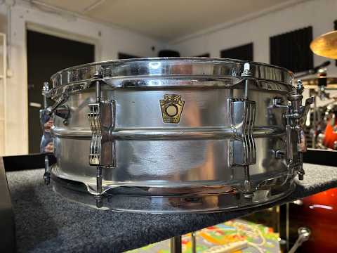 1964 Brass Hoops Ludwig No. 404 Acrolite 5x14" 8-Lug Aluminum Snare Drum with Keystone Badge 1964 - Matte Aluminum image 7