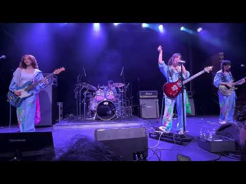 QWER ‘Dear’ Rockation live in Brooklyn New York 큐더블유이알 251031 4K