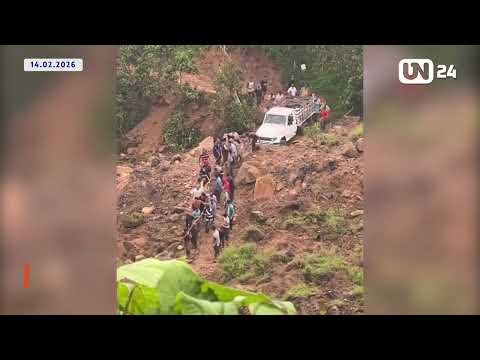 Tachirenses rescatan vehículos a empujones y con mecates