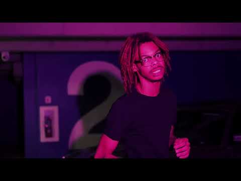 Quaily - BAD HABITS (Official Music Video) 