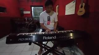 Video thumbnail for Review Digital piano Roland RD 300 GX by Andre Nafiri