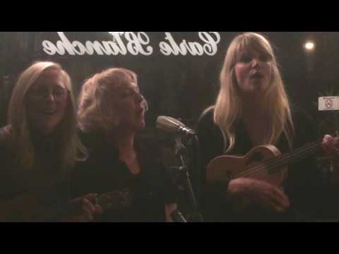 Ukuladies optreden Cafe Mo (Schoonhoven)