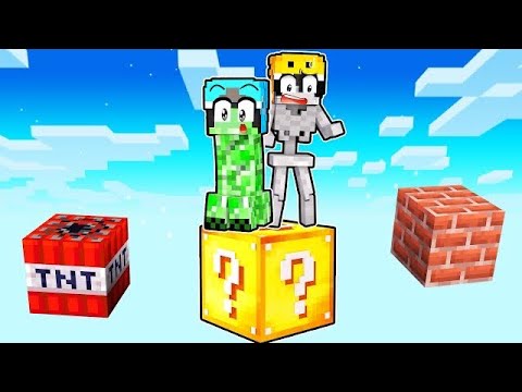Omz LUCKY BLOCK SkyBlock! Minecraft Mod Battle!