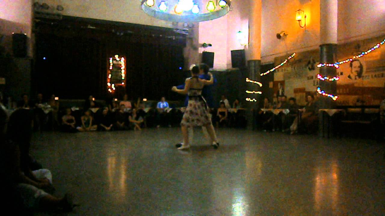 Lorena Mosele y Rafael Mendaro en El Motivo Tango, 17/12/2012