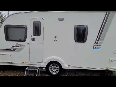 Swift 4 birth fixed bed caravan - Image 2