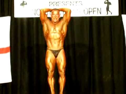 andy lawley masters  posing routine 2008 stoke.mp4